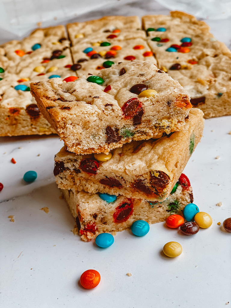Chewy Salted Caramel M&M Blondies - Cooking With Carlee